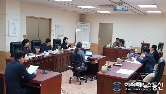 제천시, 한방박람회 추진단계 축소…재단 직접 발주
