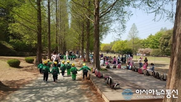 경상남도 수목원, 우리 들꽃 사진전시회 개최