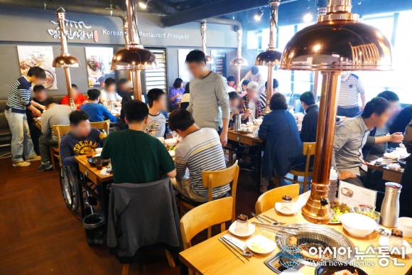 명륜진사갈비, 몸이 불편한 아이들에게 식사 나눔 행사 진행 수원영통점