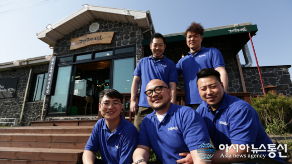 가장 제주다운 것들로 채운 롱런하는 브랜드 제주도그릴