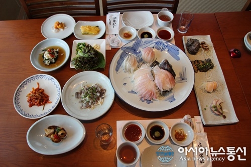 해운대 맛집 선창횟집 바다보며 즐기는 신선한 해산물이 일품