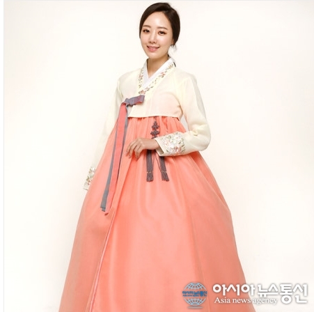 온라인 여자한복대여점 아리아리한복