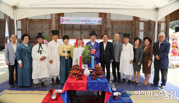 상주 성균관여성유도회 제8회 단오 세시풍속 및 전통혼례식 가져