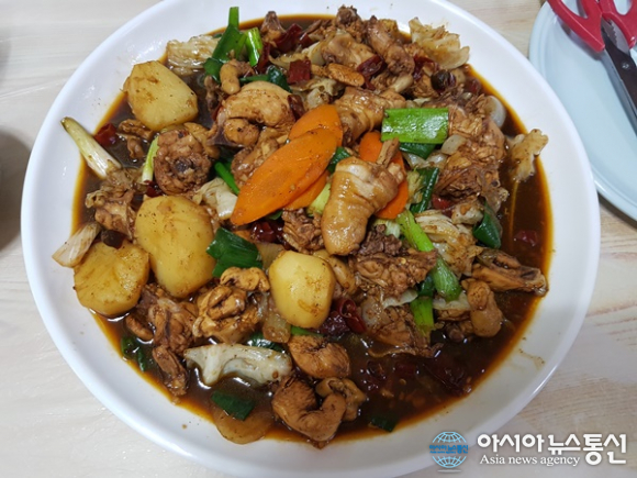 안동찜닭골목 ‘밀레니엄안동찜닭’, 맛집 비결은 재료의 신선함