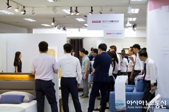 장인가구, 2018년 하반기 가구 트렌드 반영한 110여종 신제품 선보여