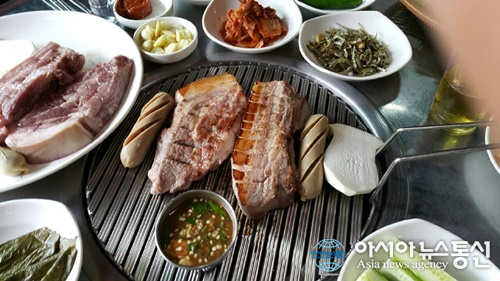 서귀포흑돼지 고소함을 가득담은 제주도 맛집 돈가득