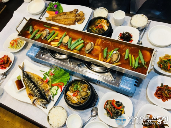 제주도 중문 맛집 ‘기원뚝배기’ 약초숙성 통갈치조림 주문시 생전복 서비스