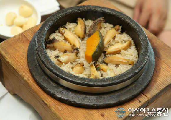 하영흑돼지, 중문관광단지 중심부 근처 관광지 픽업 가능한 제주도 중문 맛집