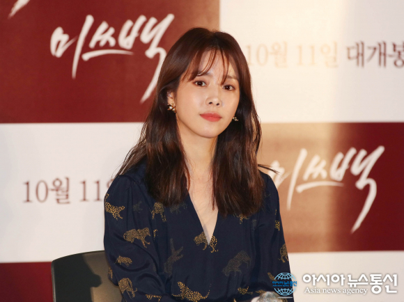 인생작 만난 미쓰백 한지민, 쎈 언니로 파격 변신