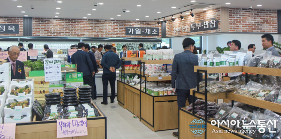 경남농협, 로컬푸드 직매장 ‘인기’