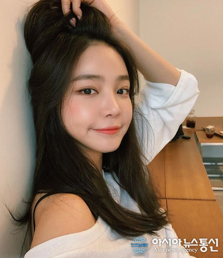 지윤미 인스타 근황, 이문호 루머 진실은? 얼짱 출신 쇼핑몰 ‘비비드윤’ CEO, 이전 직업은?