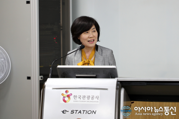 인사말하는 성경자 한국관광공사 관광인력개발원장