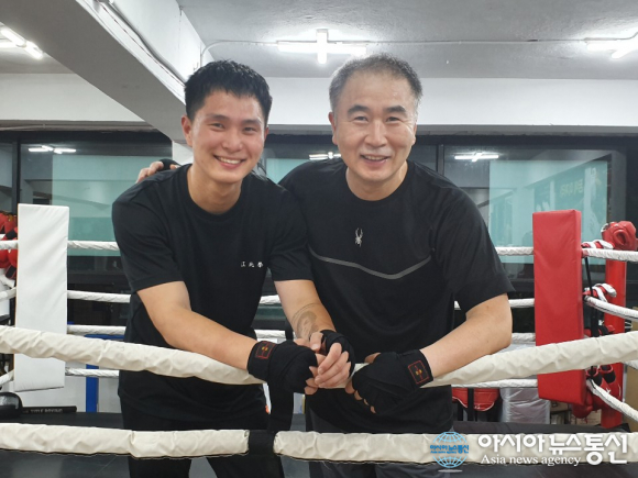 [이색인물] 강북권투 소속 생활체육복싱 전민우, 손형곤 선수