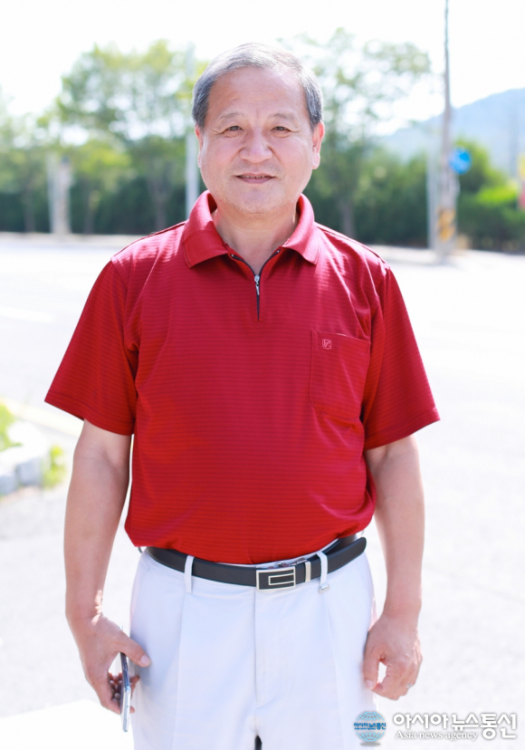 아시아뉴스통신 경기서부 취재본부 장찬석 부본부장 화사한 미소