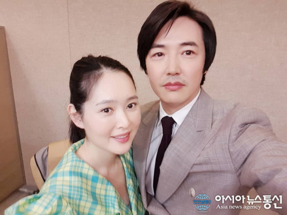 메이비 나이? 안타까운 가족사에 윤상현 더 행복하게 해주겠다 뭉클