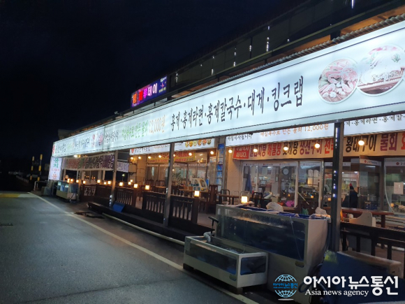 양양·낙산해수욕장 맛집 ‘금강산대게횟집’, 애견동반식당으로 커플, 가족 여행객들에게 인기