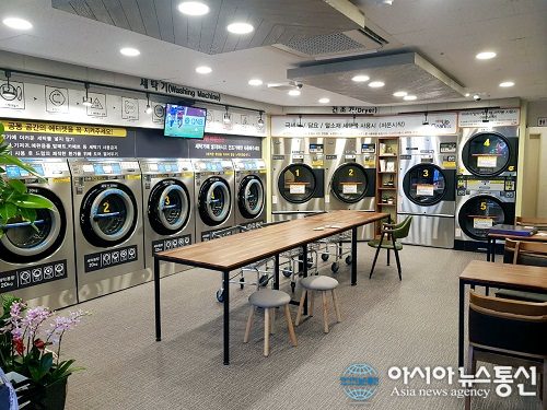 고성능 세탁장비로 만족도는 높이고임대료 지원으로 창업비용 부담은 낮춘 크린업24 셀프빨래방