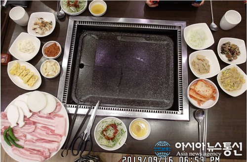 돌판에 구워 먹는 대전 ‘모범음식점’, 플러스돌구이삼겹살
