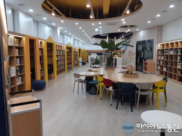 전주시립도서관 ‘꽃심’, 새로운 시민공간 자리매김