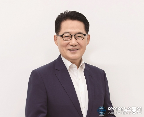 박지원 의원, 어린이집·유치원과 학원에 대한 정부 특별지원 건의