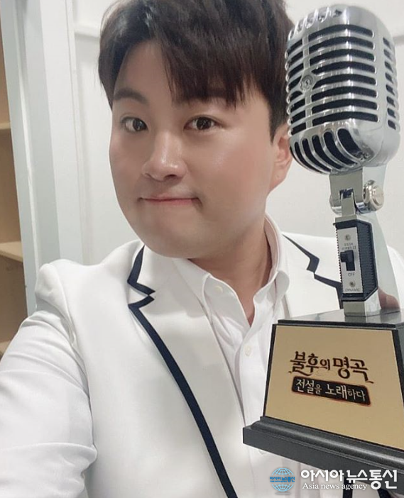 (종합)트바로티 김호중, 불후의 명곡 우승에 기뻐