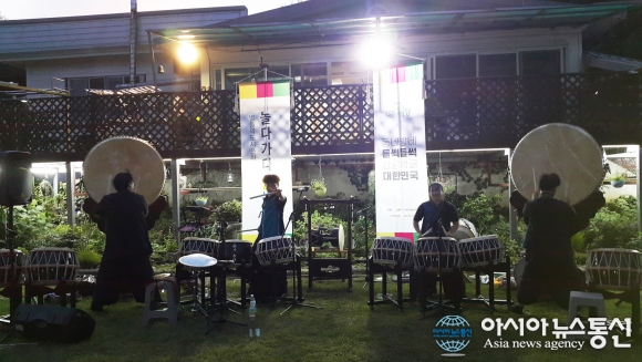 의령군 귀농귀촌연구회, 지역주민 초청 음악회