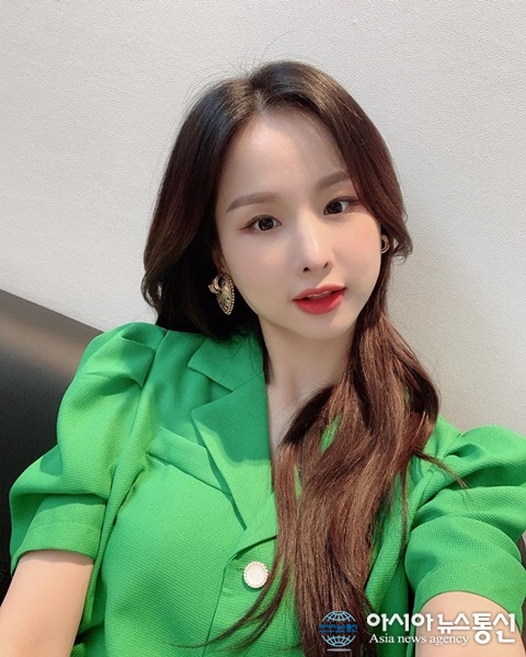 솔지, 물오른 미모 과시 이따 만나자