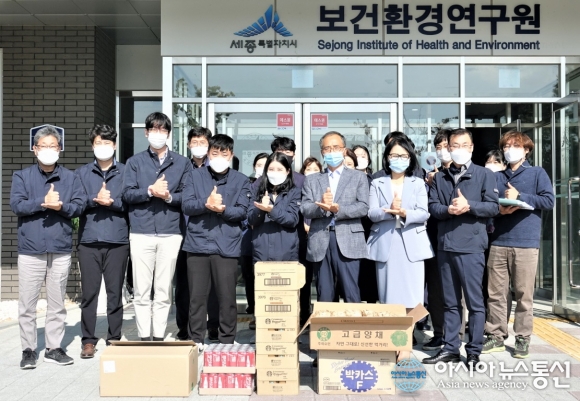 흥덕산업㈜·대림산업, 세종보건환경연구원 격려·간식 전달 눈길