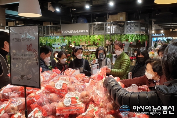 예천군 우수 농특산물 판매대전 성료…1억원 판매