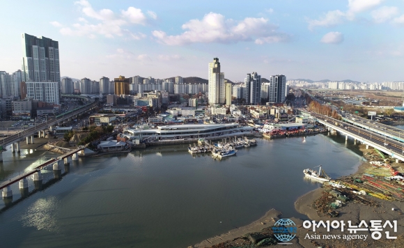 남동구 소래포구 어시장, 개장과 함께 전통시장 인정받아