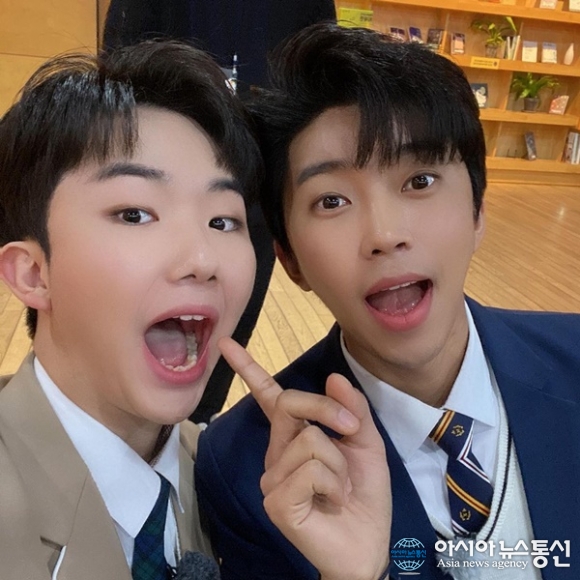 남승민, 임영웅·영탁·이찬원 등과 인증샷 오늘 밤 본방사수