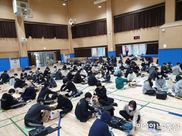 경북소프트웨어고등학교, 로봇 교육에 열정을 불태우다