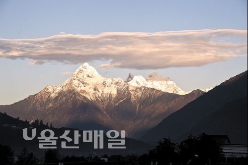 티벳 출사여행기 사람… 건축물… 대자연… 만물이 신비로운 불교의 성지