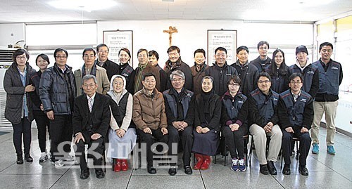 신화학실용화센터, 급식소에 후원금·생필품