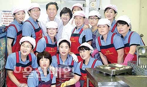 남부여성의용소방대, 노인복지관 봉사