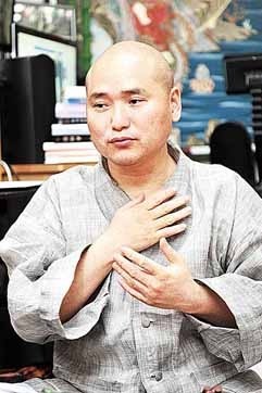 생명존중·평화의 상징… 한국 방문 꼭 성사