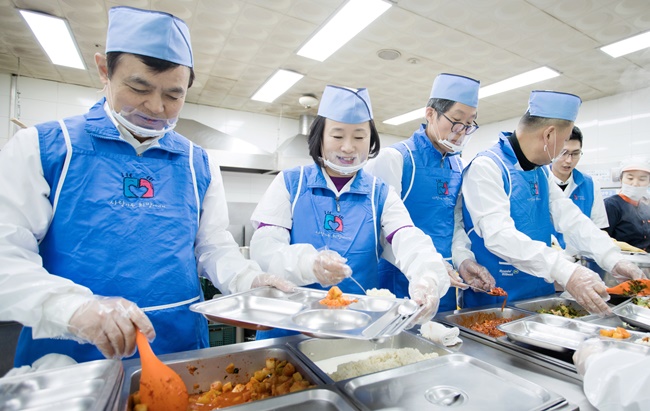 현대오일뱅크 1%나눔재단, 설립 5주년 배식봉사