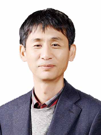 이일성 신정고 교사 울산 참교육인 대상