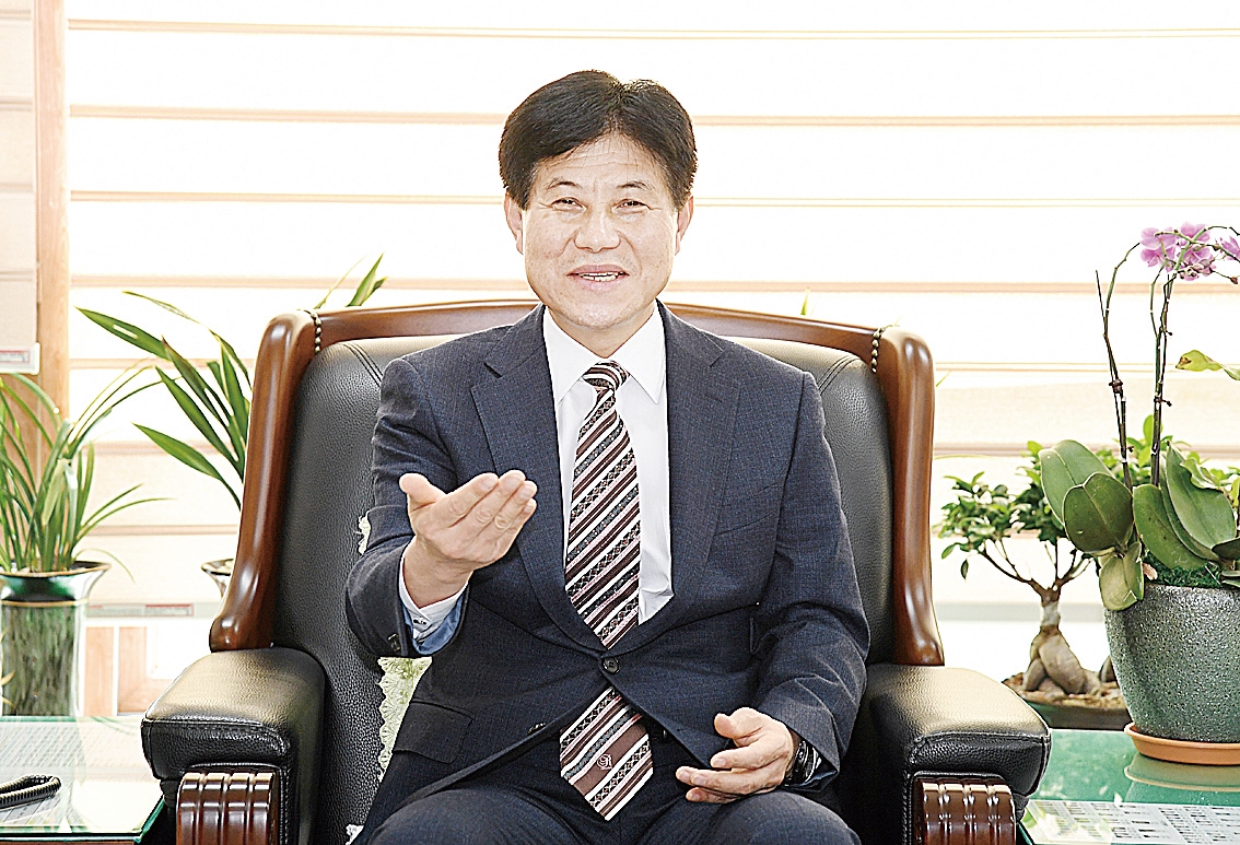 김 철 울산시선거관리위원회 사무처장 참여·축제·화합의 아름다운 선거가치 확산 주력