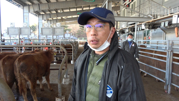 전국구 명성 명품한우 키워내려 농장주 구슬땀 가득