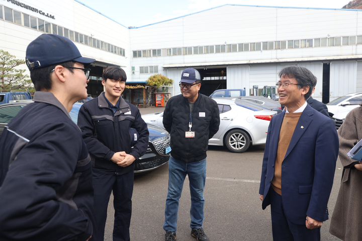 울산교육청 고졸채용 우수기업 (주)삼미정공 방문 협력방안 모색
