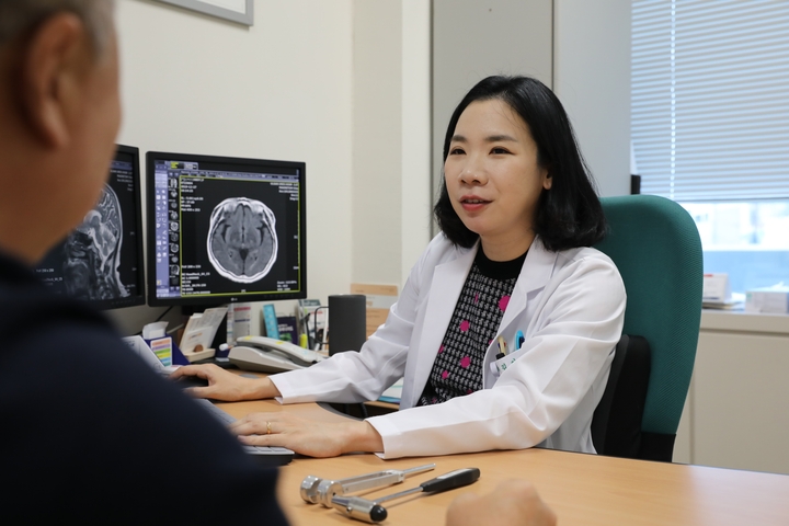 [매일건강] 고령화사회 숙적 치매, 3·3·3 운동으로 예방을