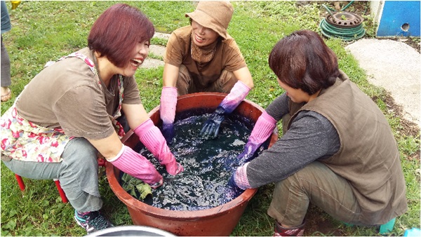 한수풀도서관 갈천동아리, 천연염색 체험