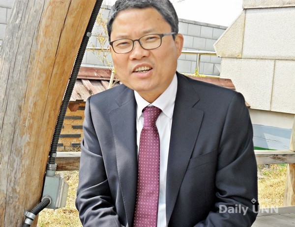 [사람과생각]대학행정의 달인 행정의 관점으로 대학을 말하다