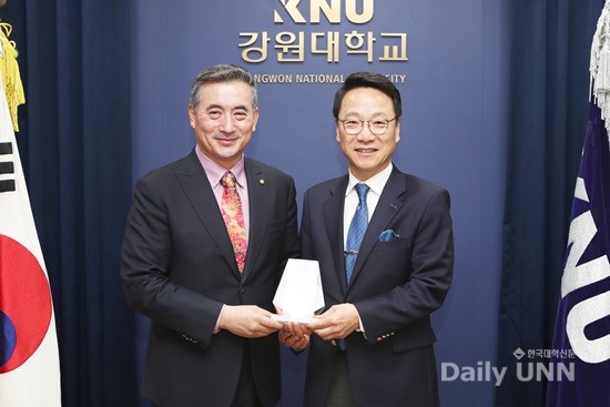 강원대, 후원회장에 김영철 바인그룹 회장 선임
