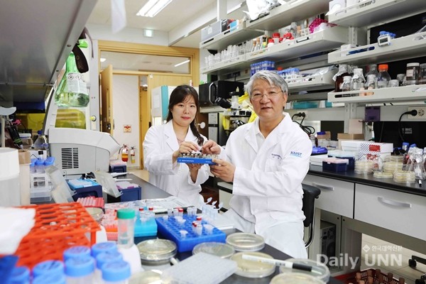 합성하지 못하던 나노재료, 대장균 이용해 만들었다