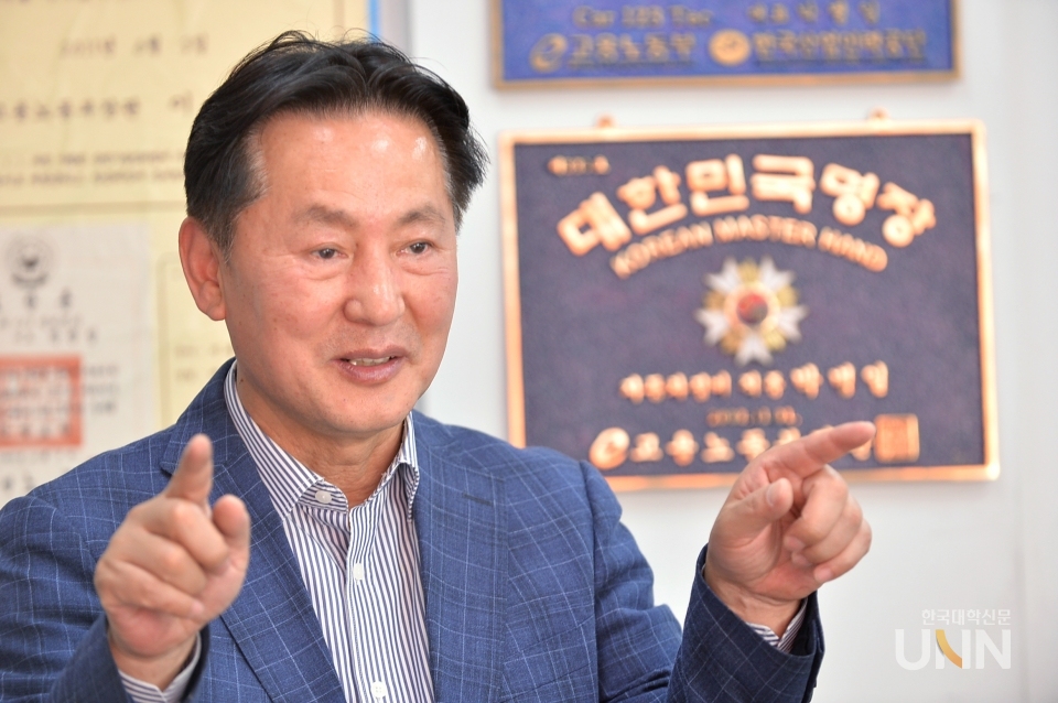 [파워인터뷰] 박병일 자동차정비 명장 스스로 한계를 긋지 않는다면 누구나 무한대로 성장할 수 있습니다