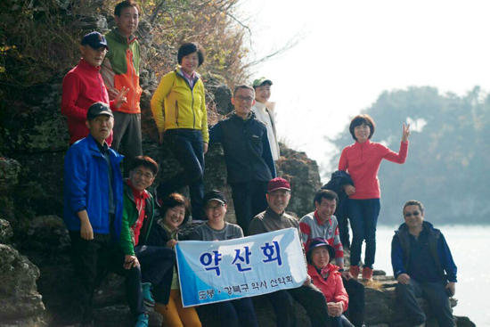 도봉·강북구약 산악동호회, 경남 고성서 112번째 트레킹