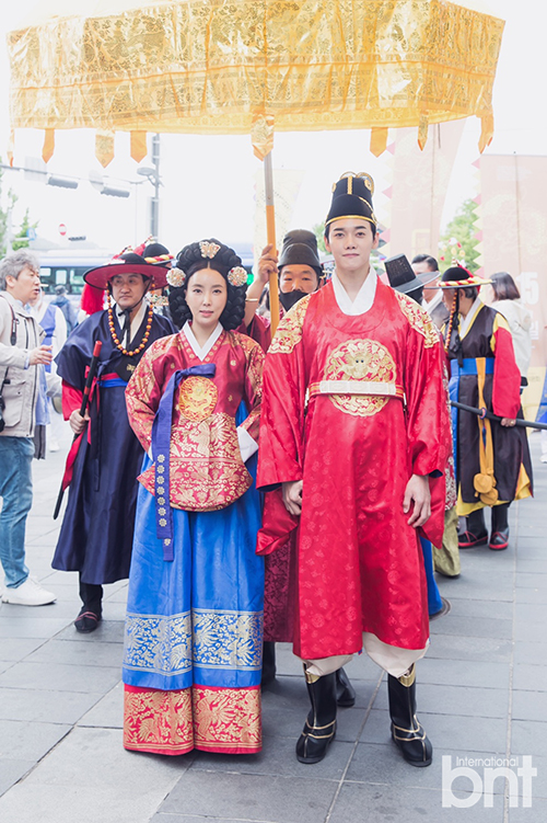 [bnt포토] 엠마 송지선-이대원 세종대왕국민위원회에 많은 관심 부탁드려요