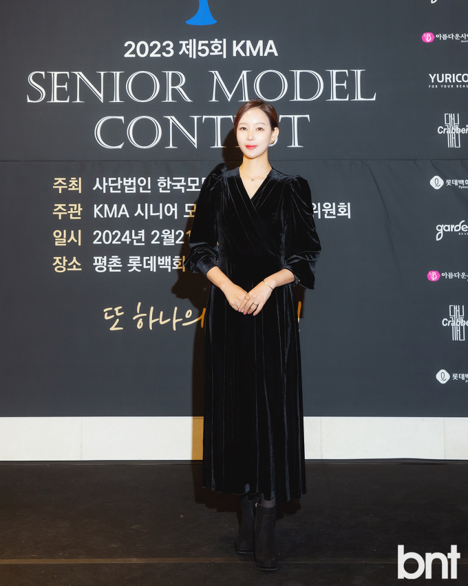[포토] 오샤레라이프 김태현 대표 제5회 KMA 시니어모델선발대회 심사위원으로 참석했어요